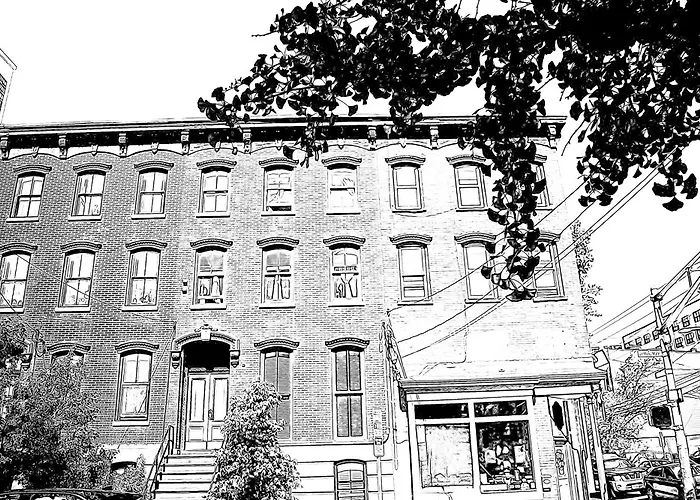 Riverhouse Extended Stay Apartment